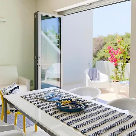 Exclusive Beachfront Baia Verde Gallipoli