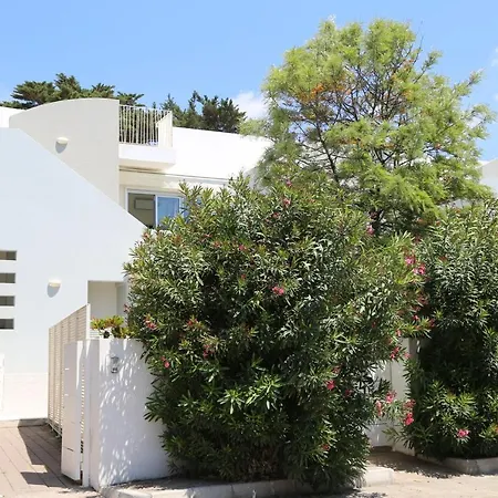 Holiday home Exclusive Beachfront Baia Verde